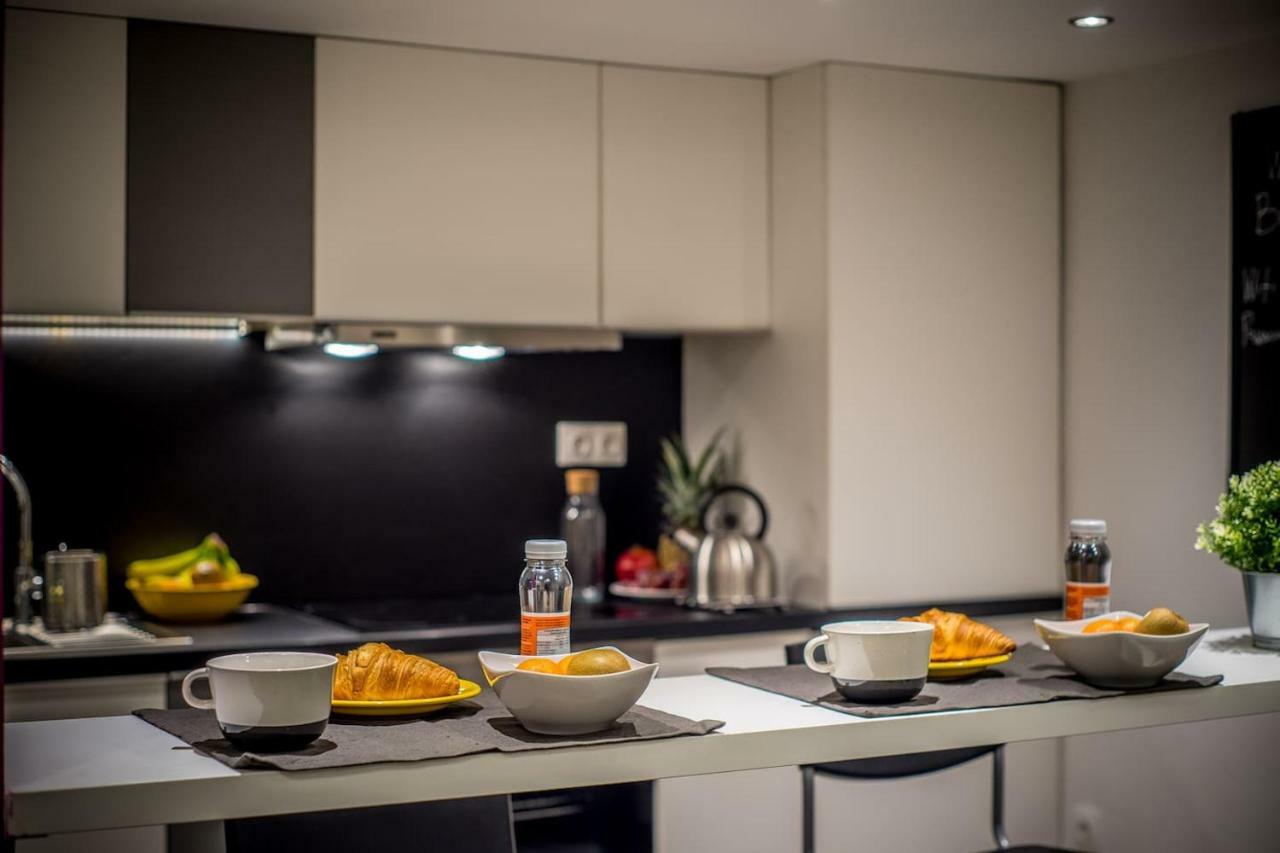 Cozy Downtown Studio Apartment Boedapest Buitenkant foto