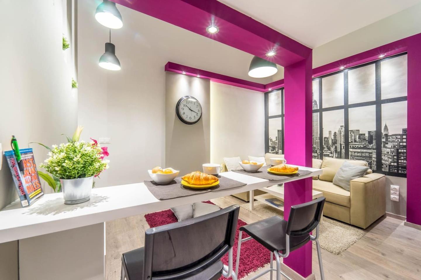 Cozy Downtown Studio Apartment Boedapest Buitenkant foto